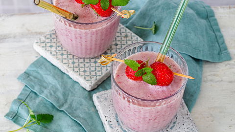 Warum Sie diese Geheimzutat in Ihren Erdbeer-Smoothie mixen sollten
