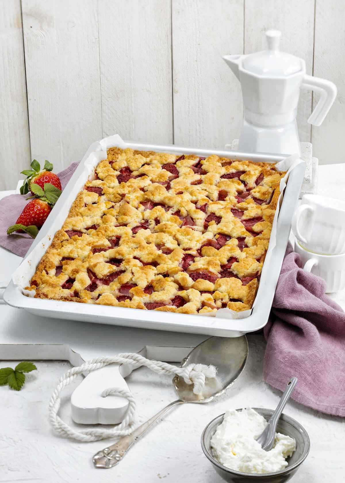 Erdbeerkuchen Blech Hoch 01