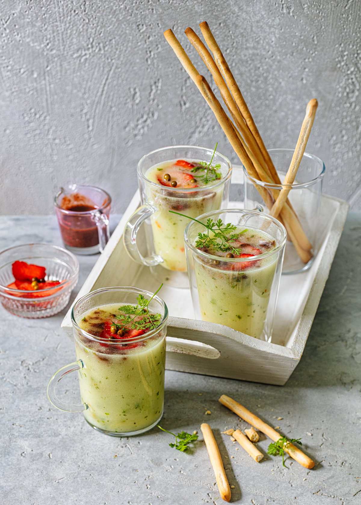 Spargelsueppchen Mit Erdbeer Pesto 1