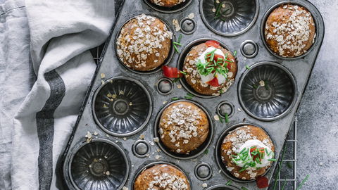 Nie wieder trocken: Schnelle Skyr-Muffins aus Vollkornmehl bleiben tagelang wie frisch gebacken