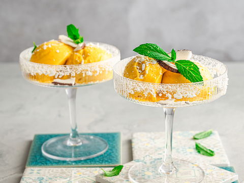 Ohne Sahne oder künstliche Zusätze: Die blitzschnelle Mango-Nicecream für heiße Tage