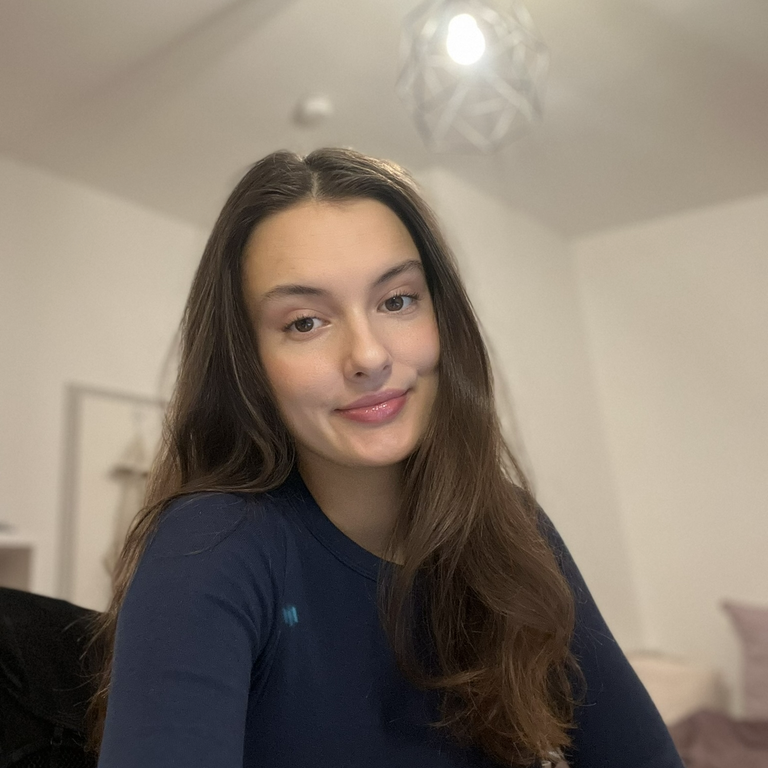 Autorenprofil von Emela Cerimovic